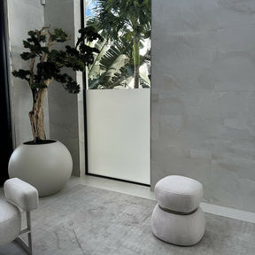 Bonsai Trail en esfera beige satinado de 30"