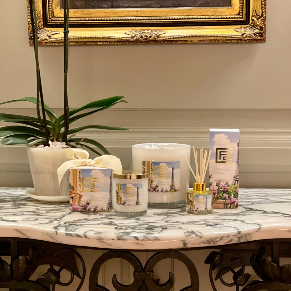 Ambientador Parisian Rendezvous con varillas aromáticas